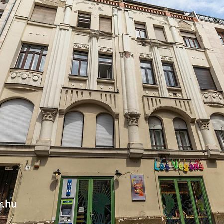 Downtown Station Apartment Budapest Exterior photo